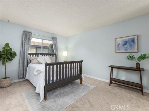 571 W Greenwood 12 Avenue, La Habra, CA
