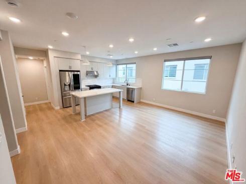 285 Vista 62 Drive, La Habra, CA