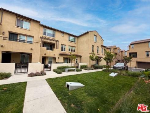 285 Vista 62 Drive, La Habra, CA