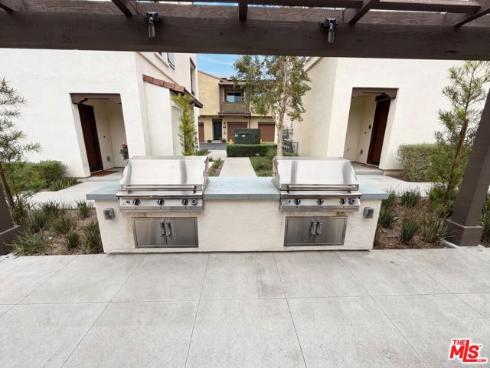 285 Vista 62 Drive, La Habra, CA