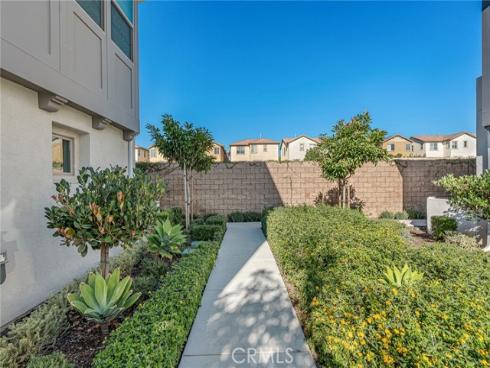 149 E Knox , La Habra, CA