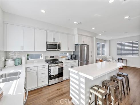 149 E Knox , La Habra, CA