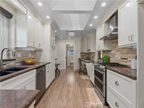 140 E Greenwood , La Habra, CA