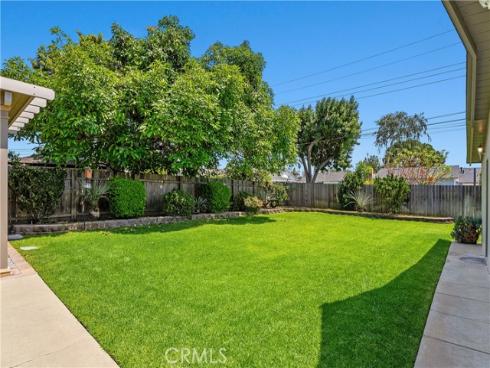 140 E Greenwood , La Habra, CA