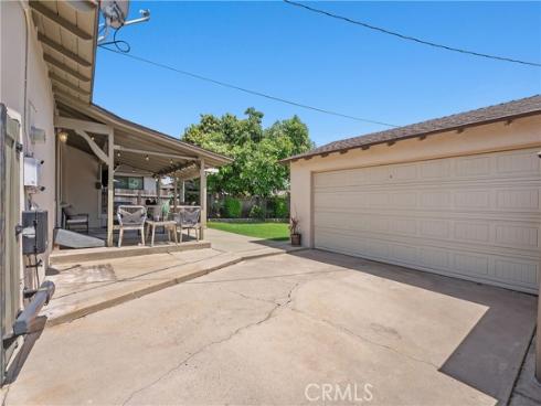 140 E Greenwood , La Habra, CA