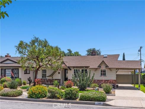 140 E Greenwood , La Habra, CA