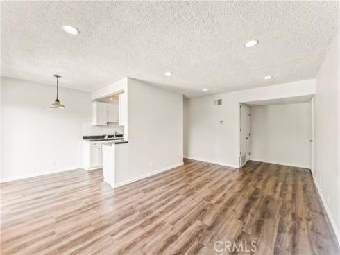985 S Idaho 40 Street, La Habra, CA