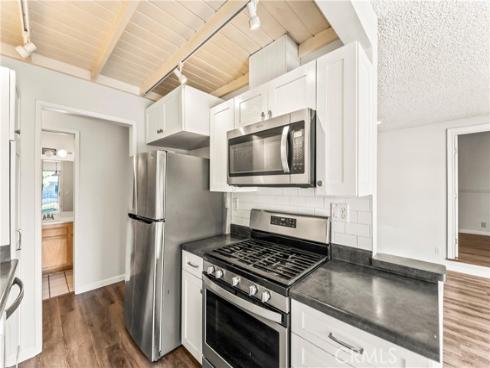 985 S Idaho 40 Street, La Habra, CA
