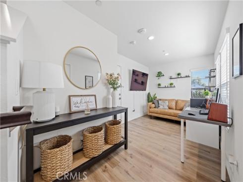 205 S Paige Ln , La Habra, CA