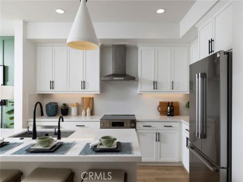 164 E Whittier   Boulevard, La Habra, CA