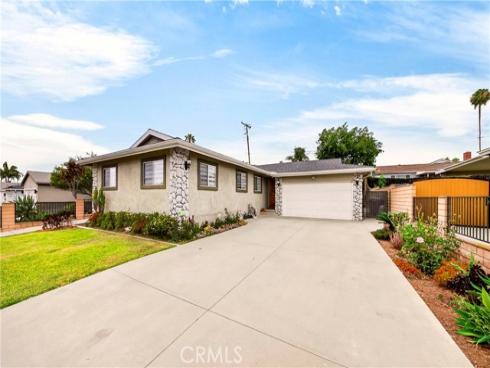 1821  Verdugo   Avenue, La Habra, CA