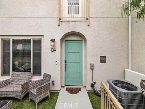 139 E Knox Dr , La Habra, CA