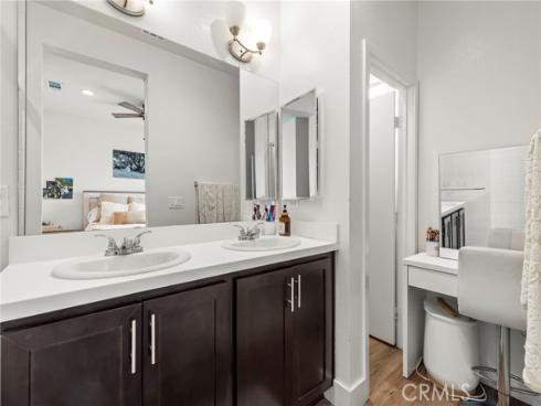 139 E Knox Dr , La Habra, CA