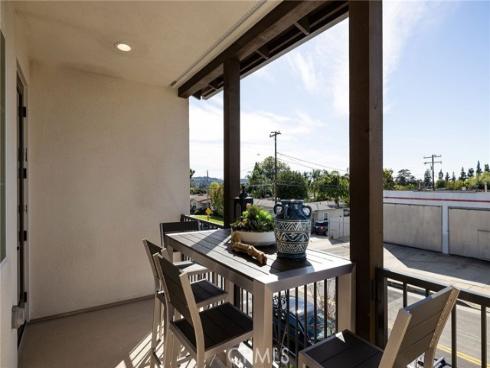318 E William Way, La Habra, CA