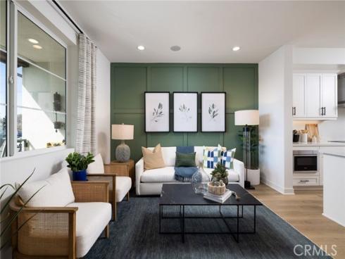 318 E William Way, La Habra, CA