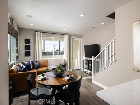 326 E William Way, La Habra, CA