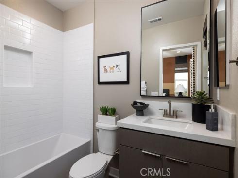 326 E William Way, La Habra, CA