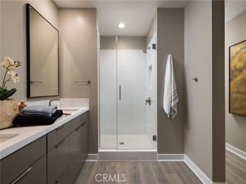 326 E William Way, La Habra, CA