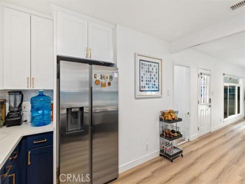 307 S Hillcrest , La Habra, CA