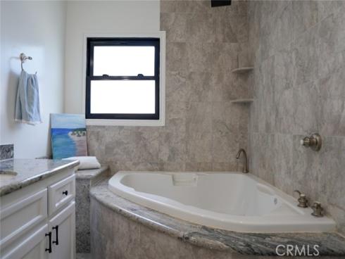 1641 W El Portal Dr , La Habra, CA