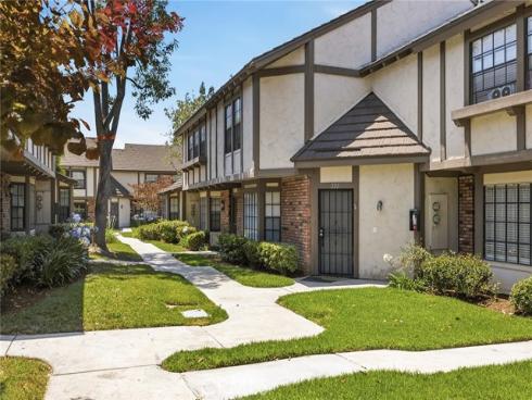 222 Kensington Lane, La Habra, CA