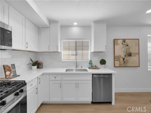 605 N Bedford  , La Habra, CA