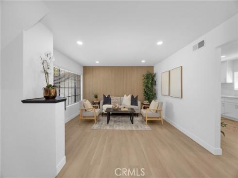 605 N Bedford  , La Habra, CA