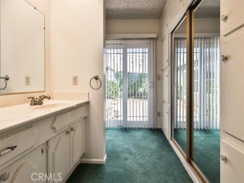 1120 Farrington Dr. , La Habra, CA