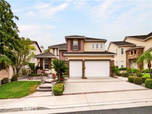 1360 W Player , La Habra, CA