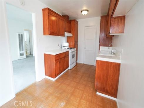 907 E Francis , La Habra, CA