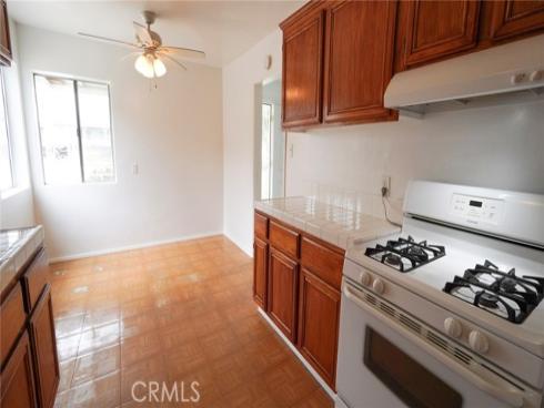 907 E Francis , La Habra, CA