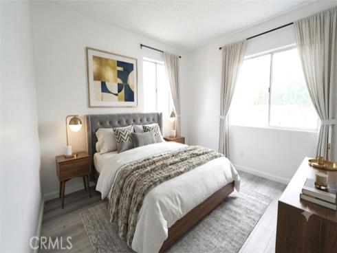 907 E Francis , La Habra, CA