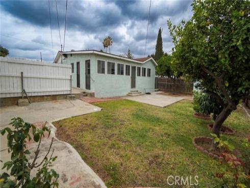 907 E Francis , La Habra, CA