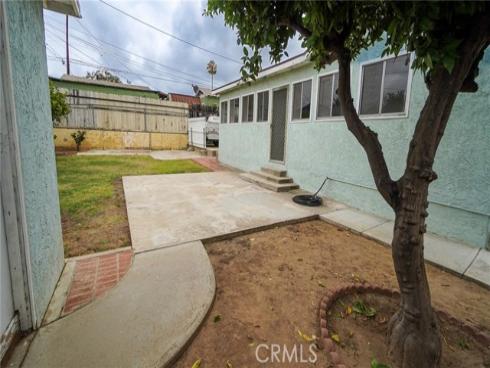 907 E Francis , La Habra, CA