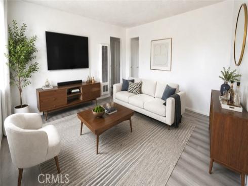 907 E Francis , La Habra, CA