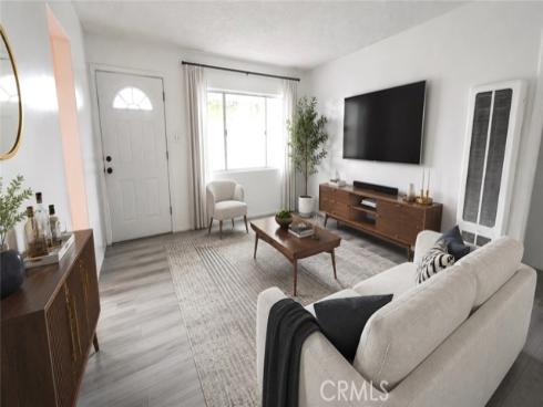 907 E Francis , La Habra, CA