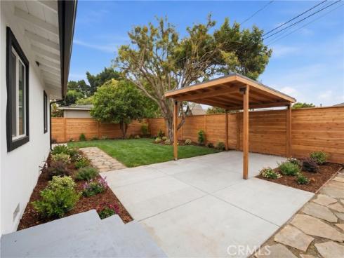 200 E Pinehurst  , La Habra, CA