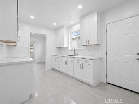 200 E Pinehurst  , La Habra, CA
