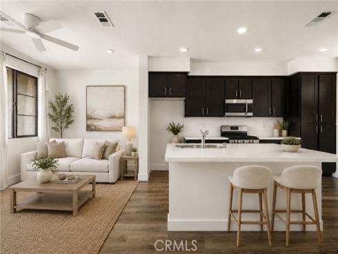 123 E Knox  , La Habra, CA