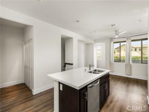 123 E Knox  , La Habra, CA