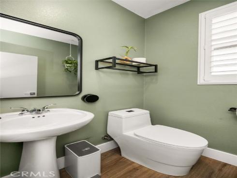 123 E Knox  , La Habra, CA