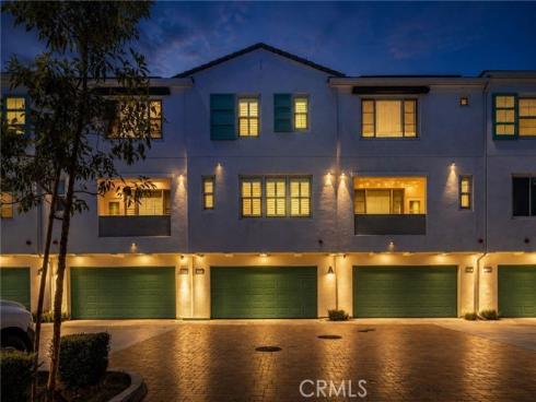 123 E Knox  , La Habra, CA