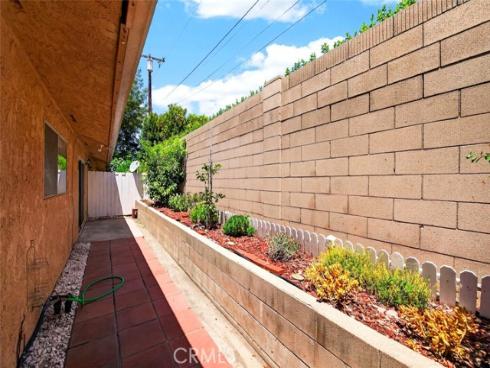 901 N Citrus Drive  12A , La Habra, CA