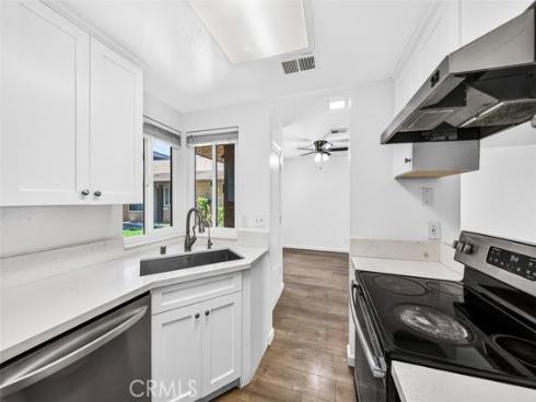 901 N Citrus Drive  12A , La Habra, CA