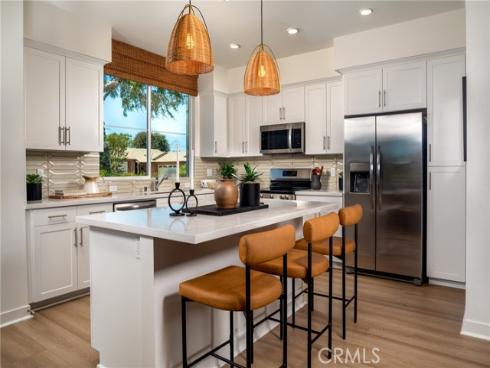 264 S Citrus Row , La Habra, CA