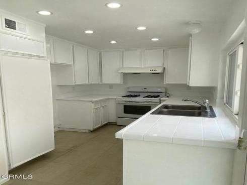 841  Hartford   Lane, La Habra, CA