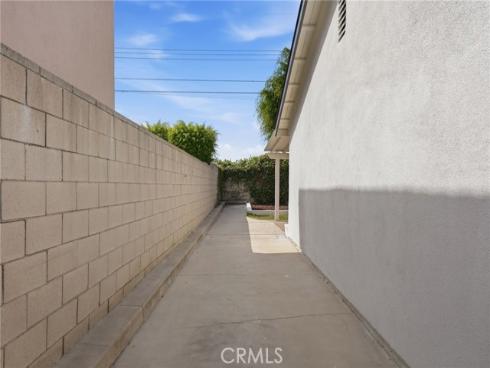 1430  Hillandale  , La Habra, CA