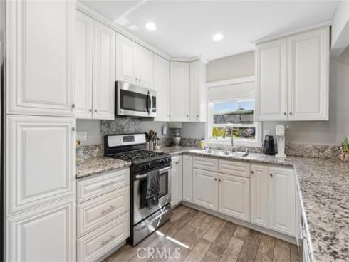 429 S Colfax  , La Habra, CA