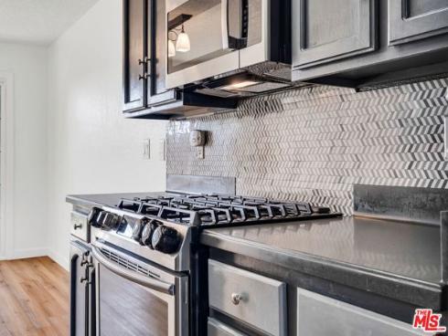351 S Monte Vista 7 Street, La Habra, CA