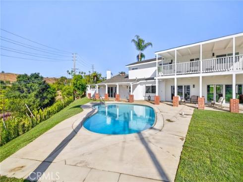 1461  Susan  , La Habra, CA